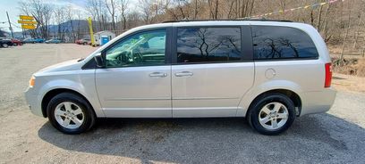 Used 2010 Dodge Grand Caravan Hero