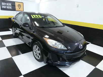 Used 2013 MAZDA MAZDA3 i SV