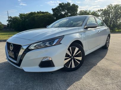 Used 2022 Nissan Altima 2.5 SV