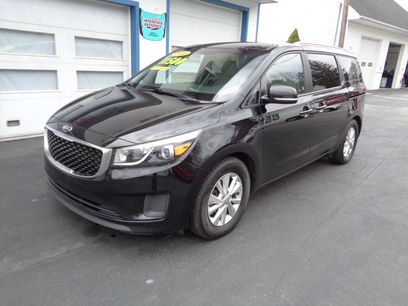 Used 2016 Kia Sedona LX