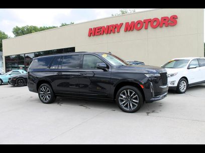 Used 2023 Cadillac Escalade ESV Sport Platinum