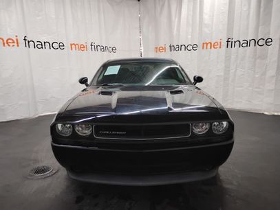 Used 2014 Dodge Challenger SXT