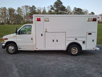 Used 2003 Ford E-450 and Econoline 450