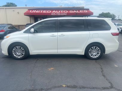 Used 2017 Toyota Sienna XLE