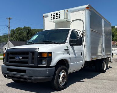 Used 2013 Ford E-450 and Econoline 450