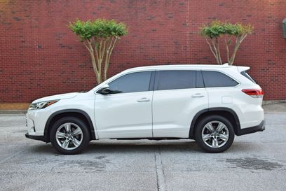 Used 2017 Toyota Highlander Limited