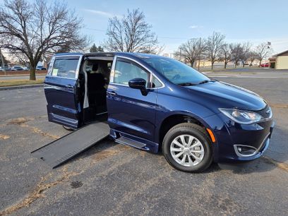 Used 2018 Chrysler Pacifica Touring Plus