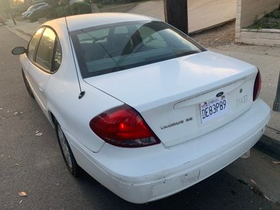 Used 2006 Ford Taurus SE