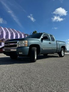Used 2011 Chevrolet Silverado 1500 LT Z71