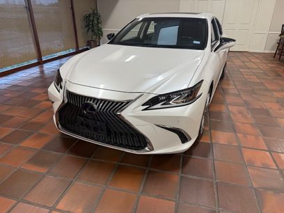 Used 2019 Lexus ES 300h