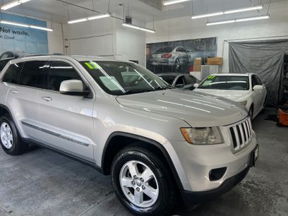 Used 2012 Jeep Grand Cherokee Laredo