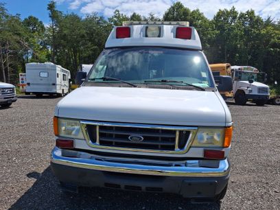 Used 2006 Ford E-350 and Econoline 350 XL