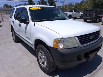 Used 2005 Ford Explorer XLS