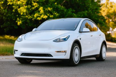 Used 2022 Tesla Model Y Long Range