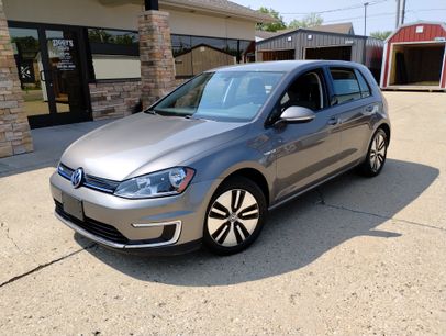 Used 2016 Volkswagen e-Golf SE