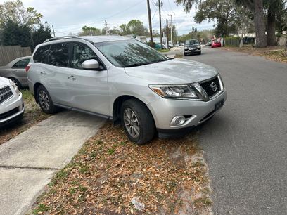 Used 2013 Nissan Pathfinder SV