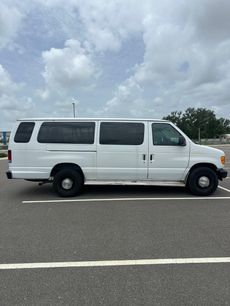 Used 2006 Ford E-350 and Econoline 350 XL