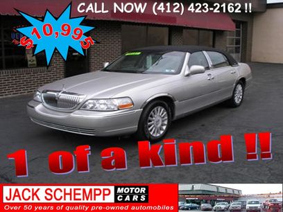 Used 2004 Lincoln Town Car Signature