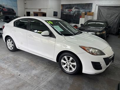 Used 2010 MAZDA MAZDA3 i