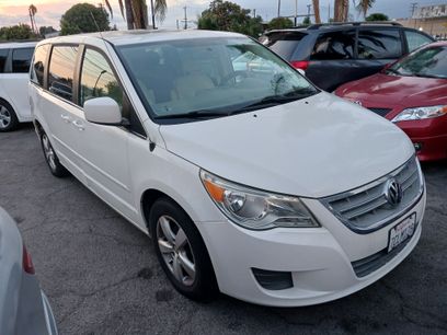 Used 2010 Volkswagen Routan SEL