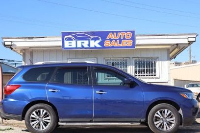 Used 2018 Nissan Pathfinder SV