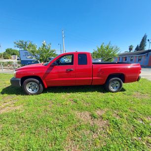 Used 2006 Dodge Dakota ST