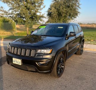 Used 2020 Jeep Grand Cherokee Laredo