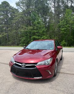 Used 2017 Toyota Camry SE
