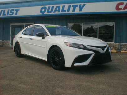 Used 2021 Toyota Camry SE