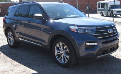 Used 2021 Ford Explorer XLT w/ Equipment Group 202A