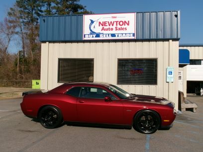 Used 2014 Dodge Challenger R/T Plus