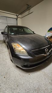 Used 2009 Nissan Altima 2.5 S w/ Emergency Aid Pkg