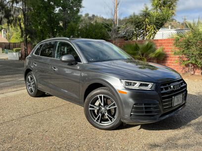Used 2020 Audi Q5 e Premium Plus w/ Premium Plus Package
