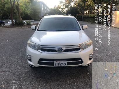 Used 2011 Toyota Highlander Limited