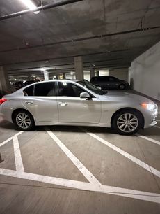 Used 2017 INFINITI Q50 2.0t w/ Moonroof Package