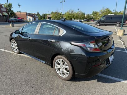 Used 2017 Chevrolet Volt Premier w/ Driver Confidence II Package