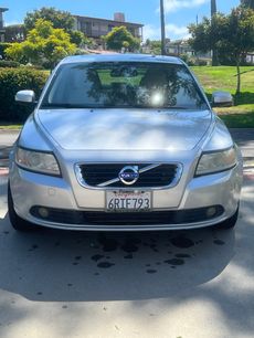 Used 2011 Volvo S40 T5 w/ Preferred Pkg