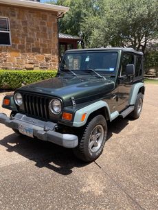Used 1998 Jeep Wrangler Sport