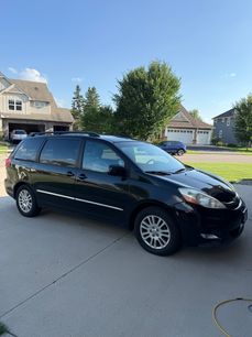 Used 2010 Toyota Sienna XLE Limited