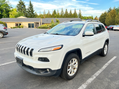 Used 2017 Jeep Cherokee Latitude w/ Comfort/Convenience Group