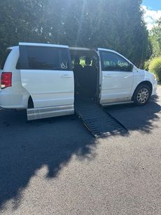 Used 2014 Dodge Grand Caravan SE w/ Quick Order Package 29E SE