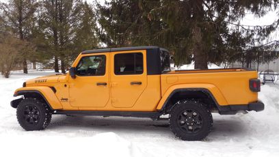 Used 2021 Jeep Gladiator Sport