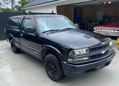 Used 1999 Chevrolet S10 Pickup LS w/ Preferred Equipment Group