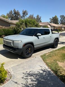 Used 2022 Rivian R1T Launch Edition