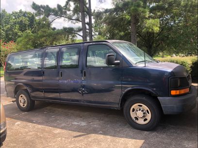 Used 2005 Chevrolet Express 3500 Extended Passenger