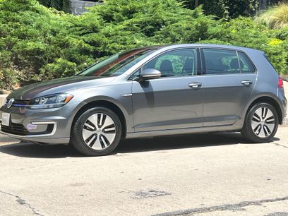 Used 2019 Volkswagen e-Golf SE w/ Driver Assistance Package