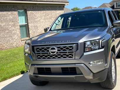 Used 2022 Nissan Frontier SV