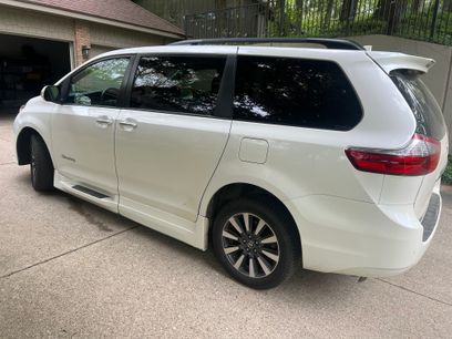 Used 2020 Toyota Sienna Limited Premium