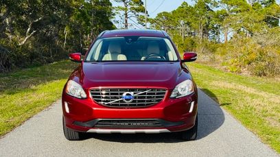Used 2016 Volvo XC60 T5 Premier w/ Protection Package