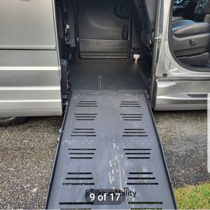 Used 2017 Dodge Grand Caravan GT